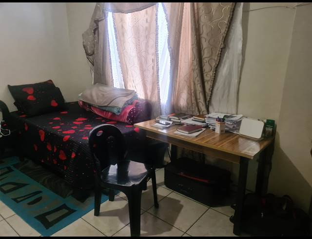 1 BEDROOM FLAT FOR SALE IN PIETERMARITZBURG CENTRAL
